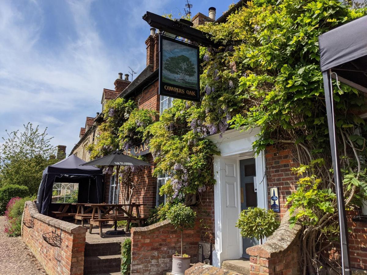Cowpers Oak Bed & Breakfast Olney Exterior photo